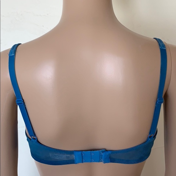 Victoria’s Secret Bra - Picture 5 of 5